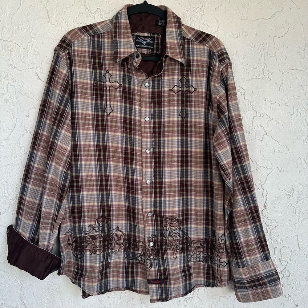 FENDER BY ROCK ROLL RELIGION Shirt Men Medium‎ Plaid Flannel Cross Embroidered